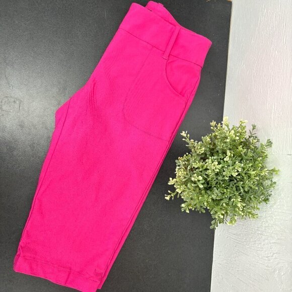 Callaway Ladies Bright Pink Pull-On City Short Size M - Picture 9 of 10
